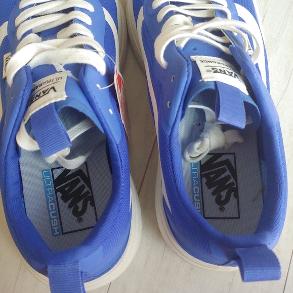 VANS NEW ULTRARANGE EXO Dazzling Blue/ Marshmallow - Picture 9 of 12